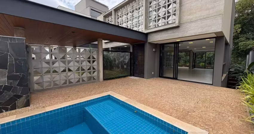 Casa moderna e sofisticada com piscina no alphaville ii – londrina/pr