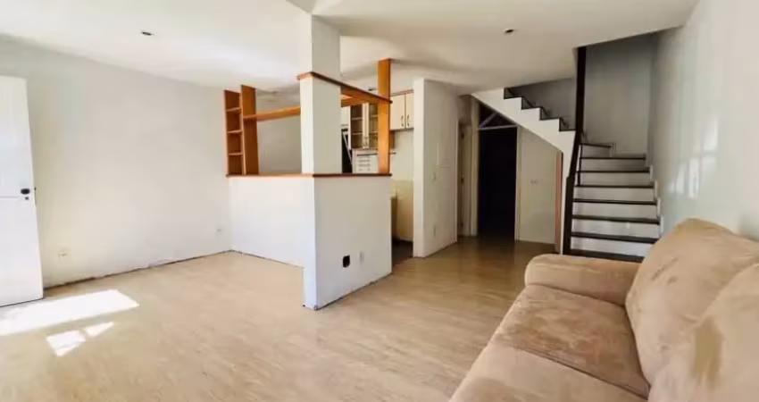 Linda casa  dúplex geminada a venda no bom retiro teresópolis!