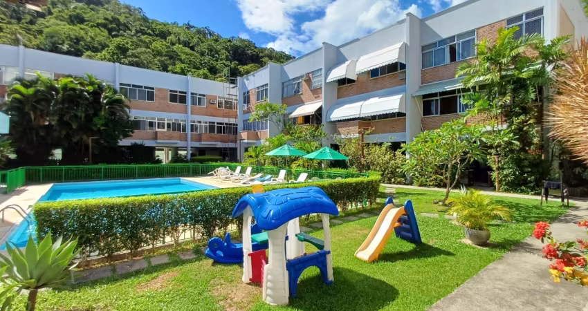Sobrado duplex em Itacoatiara.
