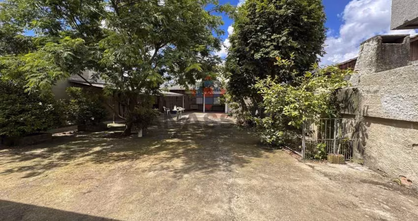 Casa para venda em curitiba, fanny, 3 dormitórios, 1 suíte, 2 banheiros, 4 vagas
