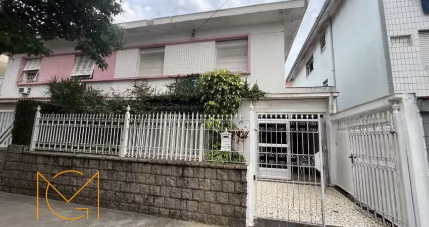Sobrado com 4 dormitórios (1 suíte) 2 vagas - Campo Grande - Santos/SP