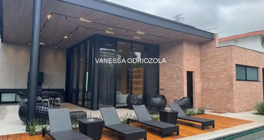 Casa em condomínio fechado com 4 quartos à venda na Alameda Itália, 216, Alphaville Residencial Um, Barueri