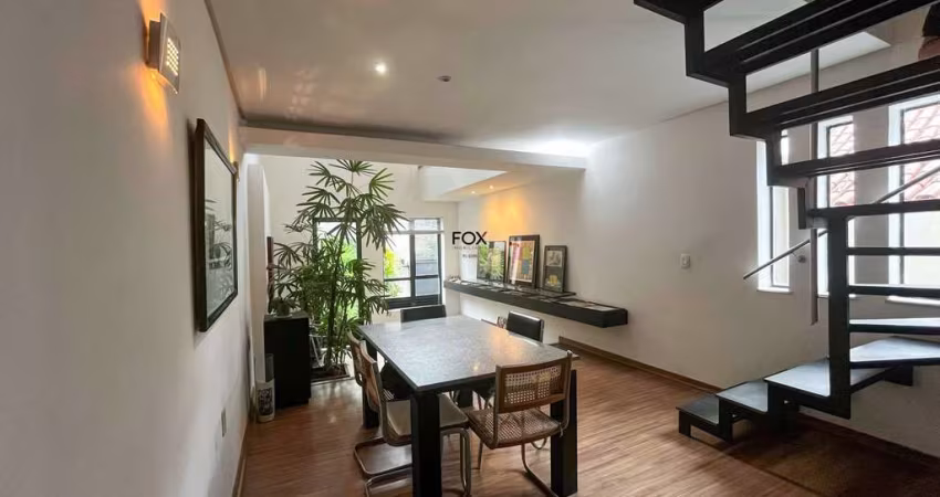 Casa com 3 quartos à venda na URÂNO, 67, Santa Lúcia, Belo Horizonte
