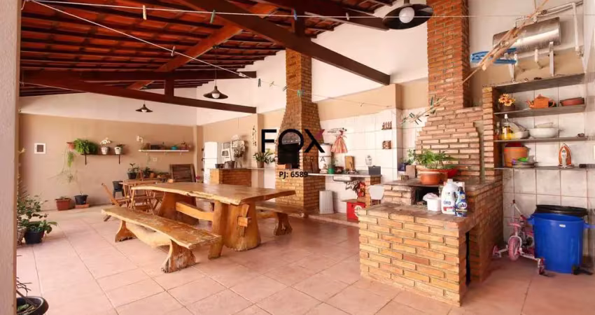 Casa com 5 quartos à venda na Rua Coronel Leri Santos, 45, Planalto, Belo Horizonte