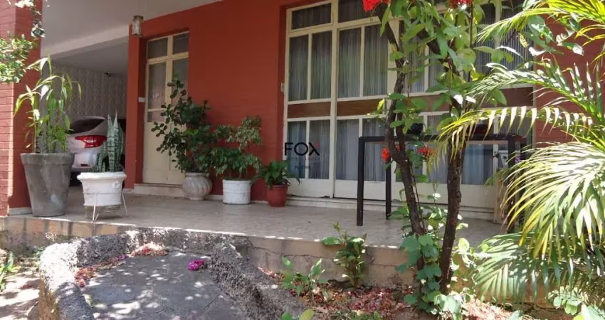 Casa em condomínio fechado com 7 quartos à venda na Maestro Delê Andrade, 664, Santa Efigênia, Belo Horizonte