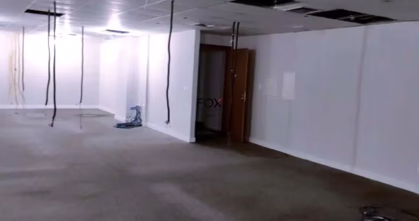 Sala comercial com 1 sala à venda na Rua dos Guajajaras, 715, Centro, Belo Horizonte
