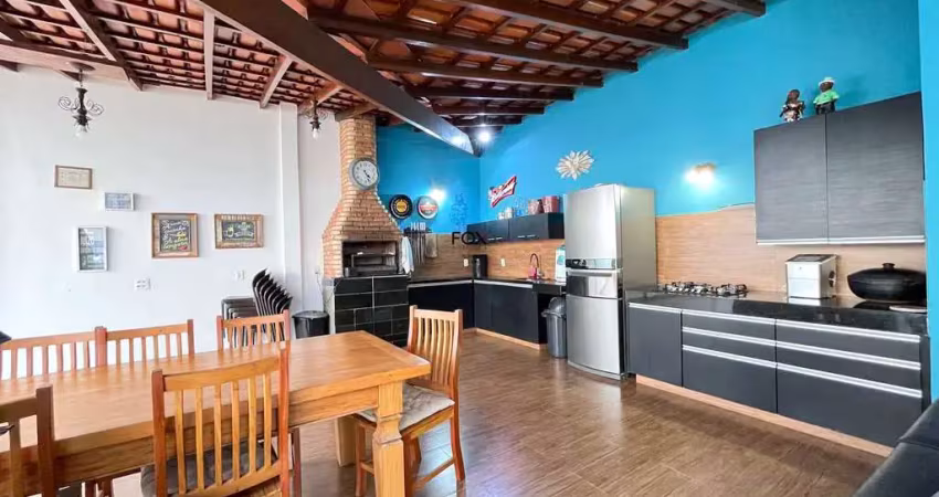 Casa com 5 quartos à venda na Rua Castelo Guimarães, 280, Castelo, Belo Horizonte