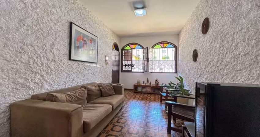 Casa com 4 quartos à venda na Rua Apucarana, 375, Ouro Preto, Belo Horizonte