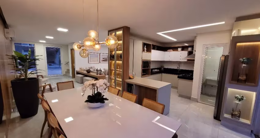 SOBRADO ALTO PADRÃO! 191m² (4 Suítes), JD. Atlântico, ao lado do parque Cascavel - PRONTO PRA MORAR!