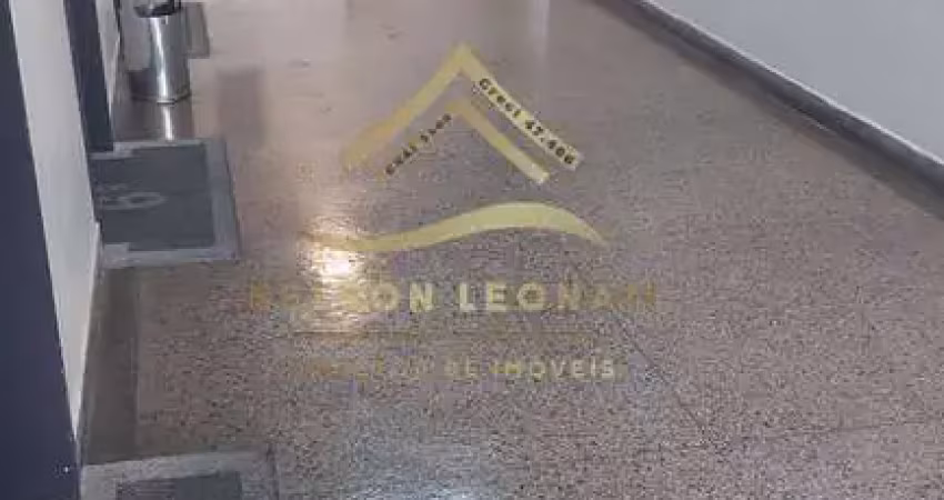 Sala no edifício condomínio fórum - centro, niterói