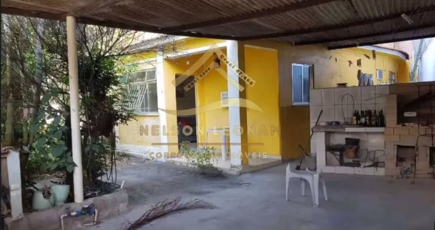 Casa com 2 quartos à venda na Travessa Matos Coutinho, Santa Rosa, Niterói