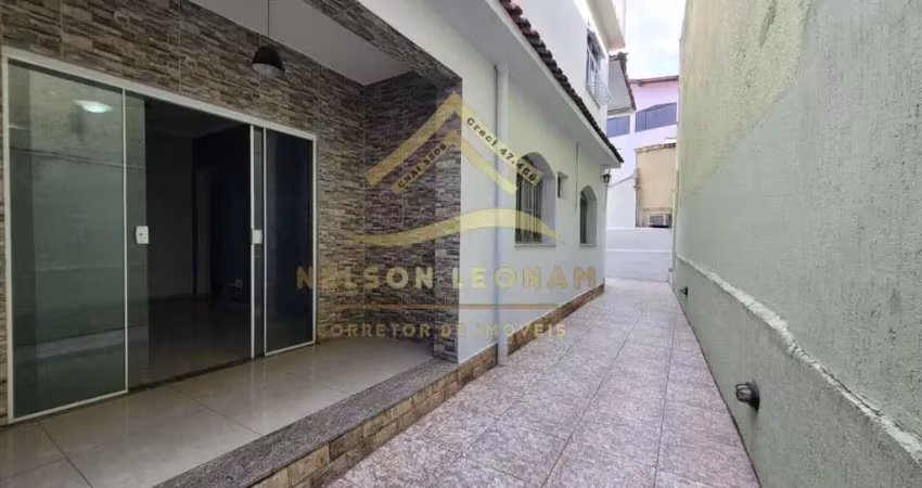 Casa térrea à venda no rocha, são gonçalo - charme, conforto e quintal!