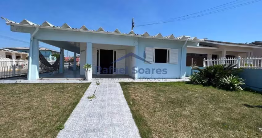 Casa com 4 dormitórios à venda, 167 m² por R$ 700.000,00 - Centro - Balneário Arroio do Silva/SC