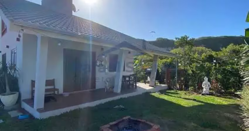 Casa com 3 dormitórios à venda, 84 m² por R$ 1.290.000,00 - Morro dos Conventos - Araranguá/SC