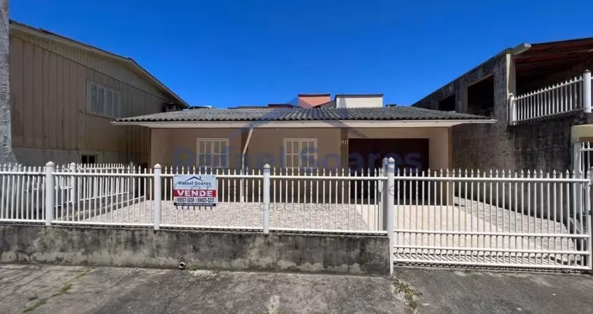 Casa com 3 dormitórios à venda, 150 m² por r$ 400.000 - erechim - balneário arroio do silva/sc