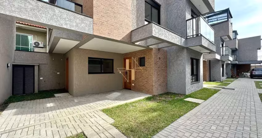 Sobrado triplex em condomínio à venda no bairro portão, curitiba/pr