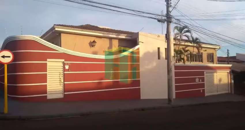 Casa para Venda 3 Suítes | Próx. Av. Nossa Senhora de Fátima
