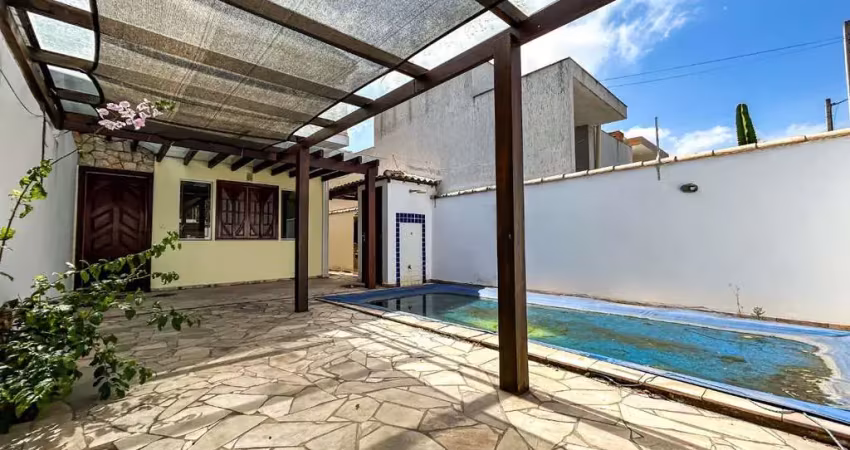 Casa com 5 dormitórios para alugar, 220 m² por r$ 3.505,00/mês - nova são pedro - são pedro da aldeia/rj
