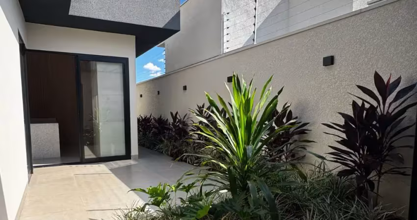 Imóvel moderno, completo e pronto para morar, com excelente padrão de acabamento e localização privilegiada!
