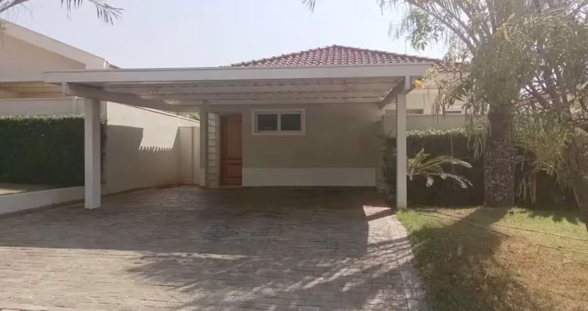 Casa Cond. San Remo 2 R$ 790.000 com 3 quartos 1 suíte, até 4 vagas, churrasqueira, hidro, armários e quintal - Recreio das Acácias - Ribeirão Preto
