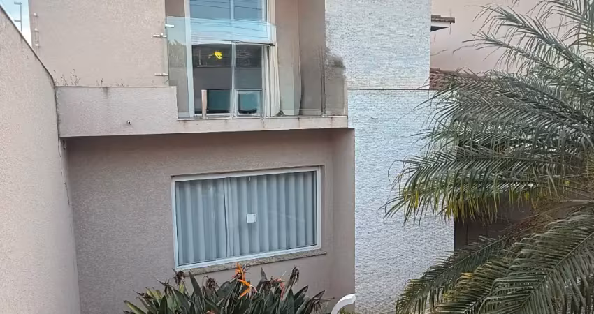 Lindo sobrado à venda na zona sul ,oportunidade porteira fechada