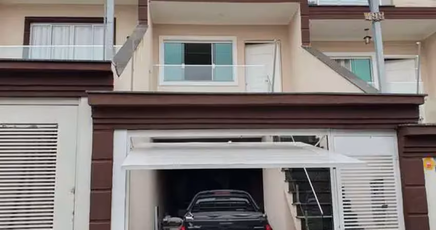 Sobrado Frontal 4 dorm 2 suites 3 vagas em Chácara Seis de Outubro  -  São Paulo
