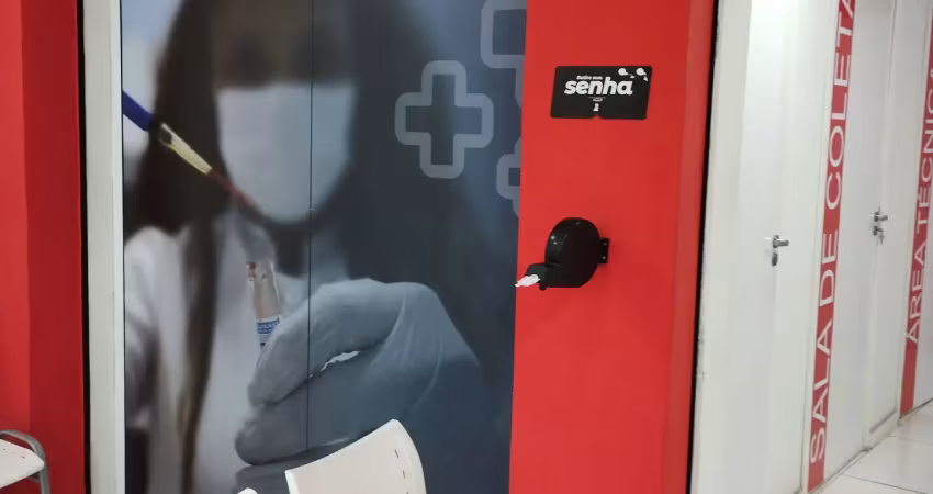Laboratório de análises clínicas montado, funcionando, todo mobiliário