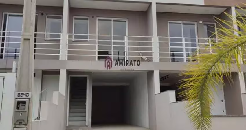 Sobrado Triplex à venda em Farroupilha - Imigrante, Novo e Pronto para Morar, 125m²