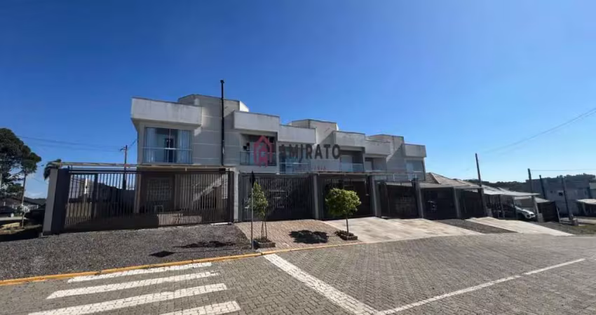 Sobrado semimobiliado com churrasqueira em Monte Verde, Farroupilha - Venda