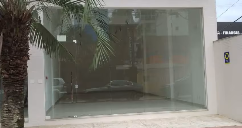 Loja comercial para locação no centro de balneário camboriú!