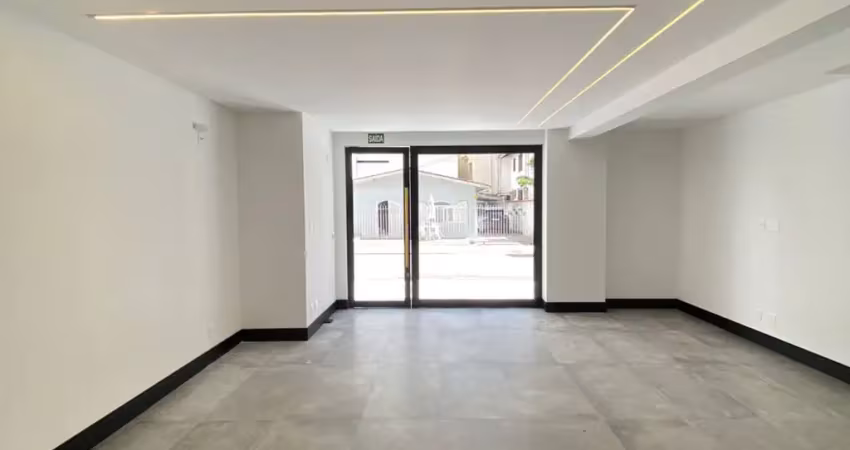Excelente loja à venda em balneário camboriú! bairro pioneiros!