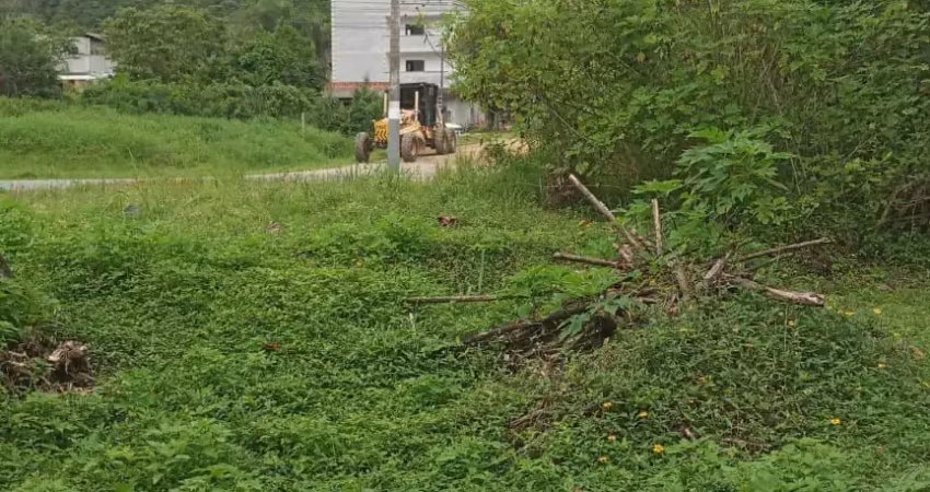 Terreno à venda na praia do estaleiro em balneário camboriú!