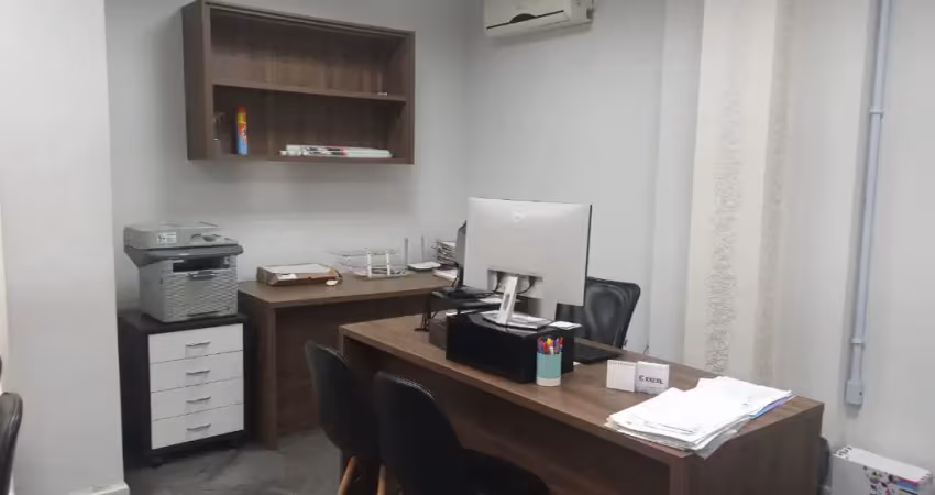 Excelente loja  p/ locação no centro de balneário camboriú! mobiliada!