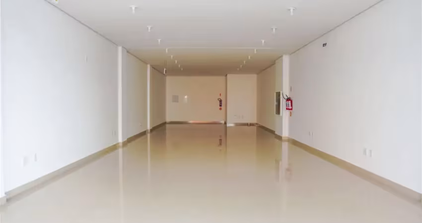 Loja espaçosa p/ locação no centro de balneário camboriú! 1 vaga!