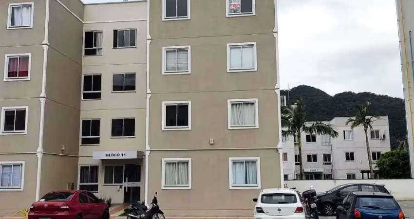 Apartamento (2 quartos e 1 vaga) no rio pequeno em camboriú! semi-mobiliado!