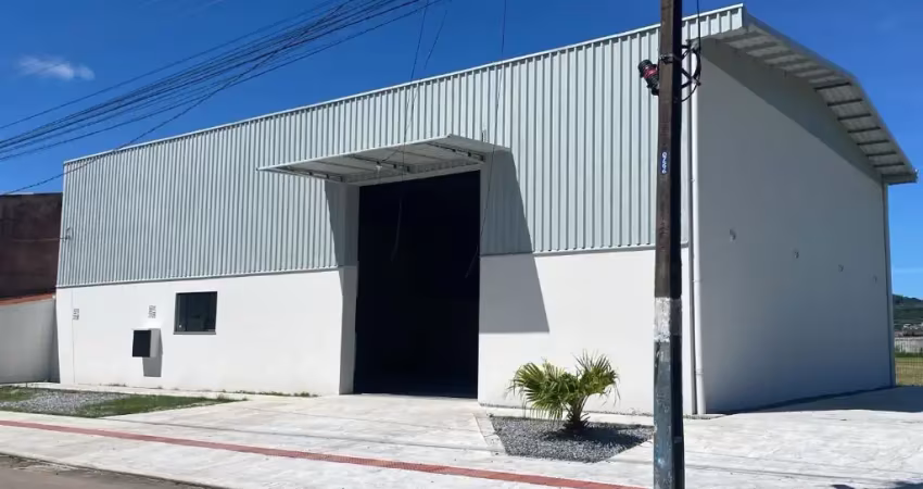 Excelente galpão para locação no nova esperança! ótimo padrão!