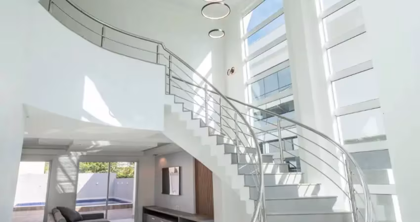 Linda casa em condomínio de alto padrão em balneário camboriú!