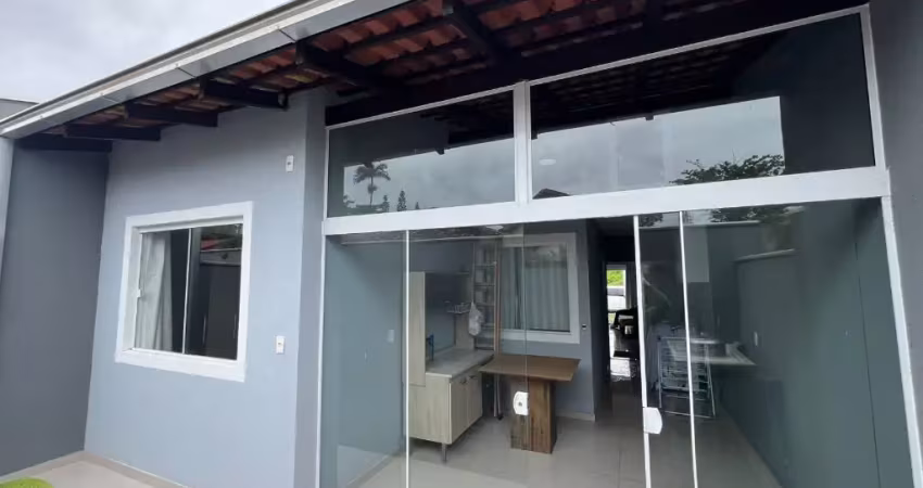 Casa nova, 3 quartos, na praia de barra velha divisa com piçarras, a 600m do mar!