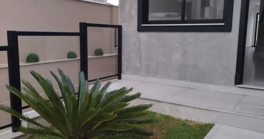 Sobrado moderno, 3 suítes, 4 vagas! perto do centro!