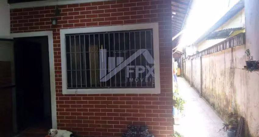 Casa para Venda em Itanhaém, Nossa Senhora do Sion, 3 dormitórios, 1 banheiro, 1 vaga