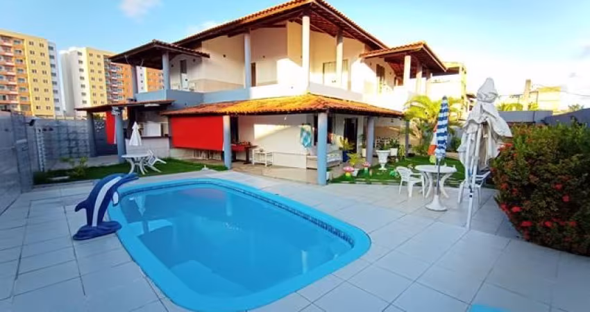 NO RESID. PARQUE ITAPUÂ, MARAVILHOSA CASA DE ESQUINA, NASCENTE, C/ PISCINA, CONDOMÍNIO, C/ ACESSO À ITAPUÃ E AVENIDA PARALELA