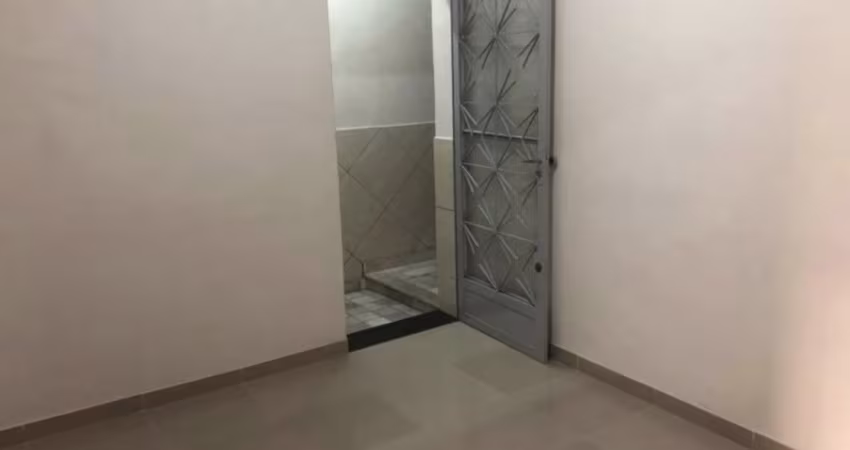 APARTAMENTO REFORMADO, C/ DOIS QUARTOS