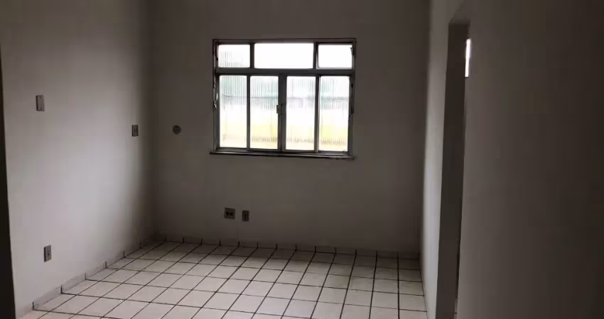 Sala comercial com 1 sala para alugar na Rua Governador Celso Peçanha, 1138, Banco de Areia, Mesquita