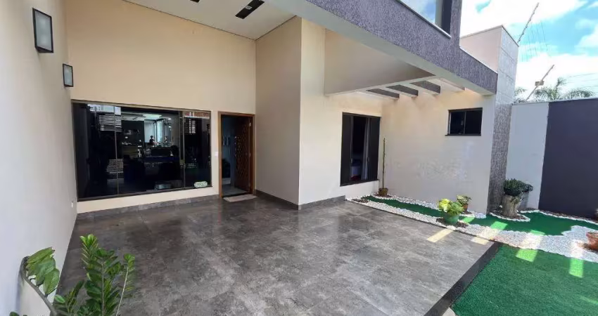 Casa à venda em Maringá, Jardim Munique, com 3 quartos, com 137 m² de construção