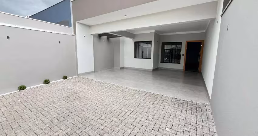 Casa à venda em Maringá no Parque Palmeiras, com 3 quartos e com 127 m² privativos