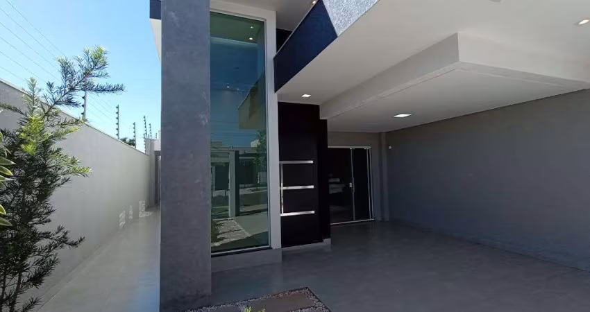 Sobrado à venda em Maringá no Jardim Dias II, com 3 quartos, com 126 m² de construção