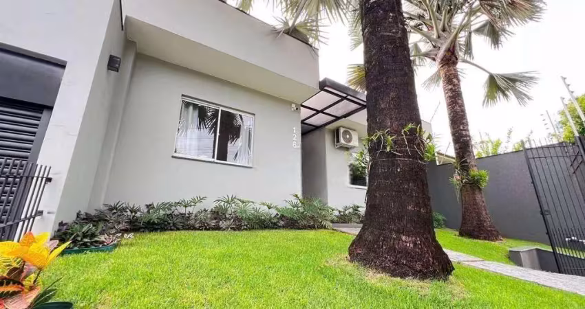 Casa à venda em Maringá, Vila Morangueira, com 3 quartos, com 208 m²