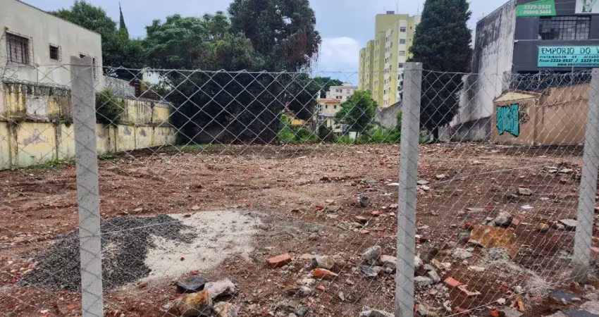 Terreno 20m de testada para Avenida Presidente Kennedy