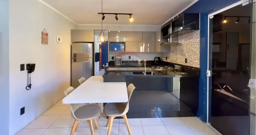 Casa em condomínio, 2 dormitórios, Villa Florença - Olaria