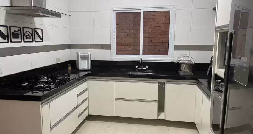Sobrado com 3 dormitórios e 1 suíte -  aceita permuta por apartame.nto